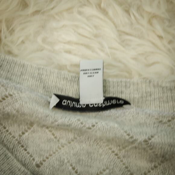 Autumn Cashmere Size XS Gray Pointelle Open Knit V Neck Cashmere Silk Sweater - Picture 5 of 6